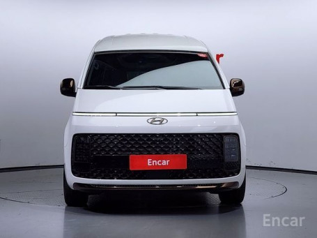 Hyundai Staria Lounge