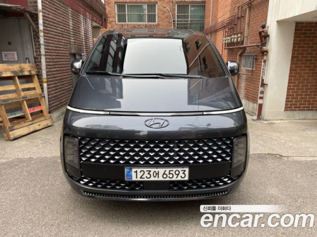 Hyundai Staria Lounge