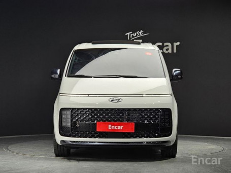 Hyundai Staria Lounge