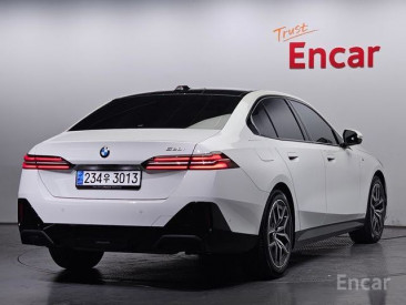 BMW - 5 series (G60) 520i M Sport