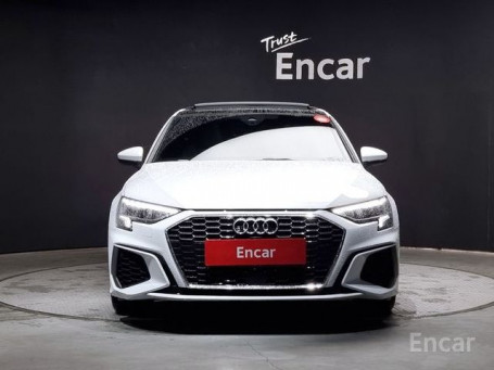 Audi - A3 (8Y) 40 TFSI Premium