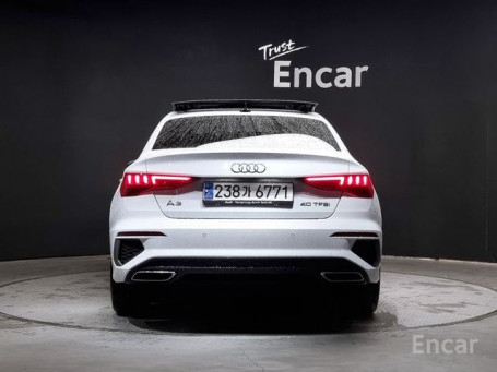 Audi - A3 (8Y) 40 TFSI Premium