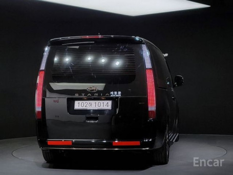 Hyundai Staria Lounge