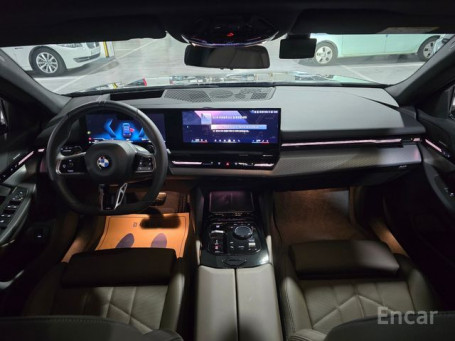 BMW - 5 series (G60) 523d M Sport