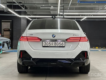 BMW - 5 series (G60) 523 d xDrive M Sport