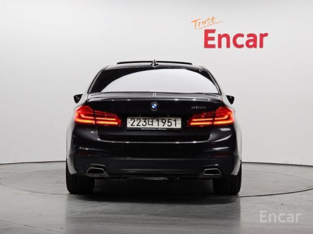 BMW - 5 series (G30) 520i M Sport