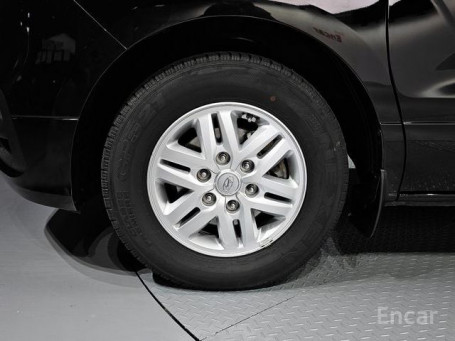 Hyundai Grand Starex Van