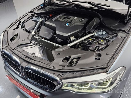 BMW - 5 series (G30) 530i xDrive M Sport