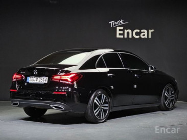 Mercedes- A-Class W177 A220 Sedan