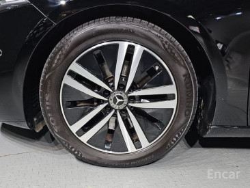 Mercedes- A-Class W177 A220 Sedan