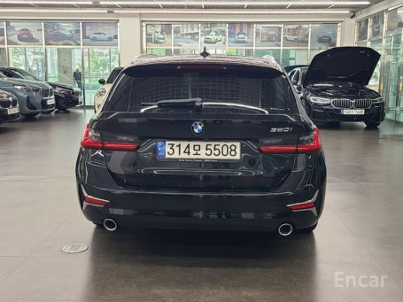 BMW - 3 series (G20) 320i Touring Luxury