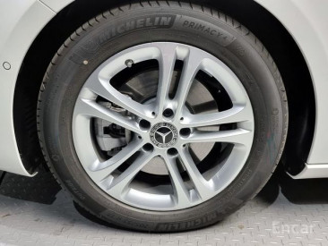 Mercedes- A-Class W177 A220 Hatchback