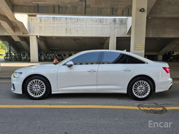 Audi - A6 (C8) 40 TDI Quattro Premium