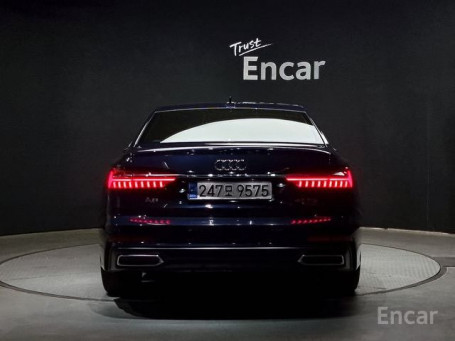 Audi - A6 (C8) 45 TDI Quattro Premium