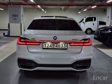BMW - 7 series (G11) 740Li xDrive M Sport