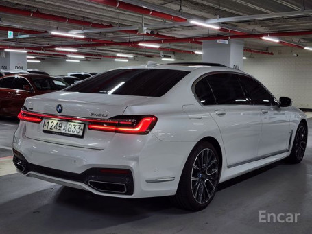 BMW - 7 series (G11) 740Li xDrive M Sport