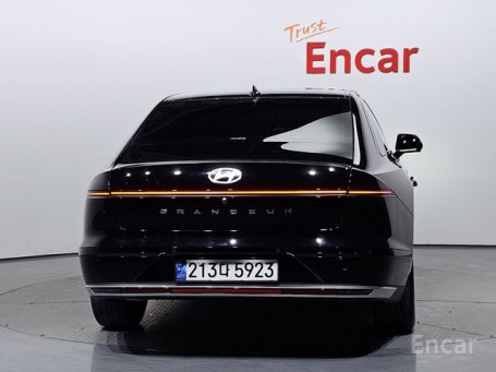 Hyundai Grandeur (GN7)