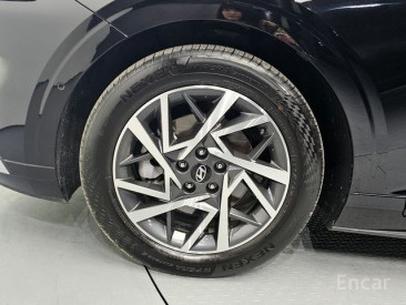 Hyundai Grandeur (GN7)