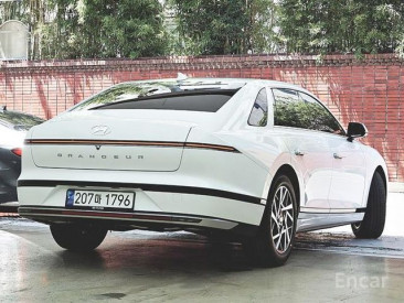 Hyundai Grandeur (GN7)