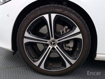 Mercedes - C-Class W206 C300 4MATIC Avangarde