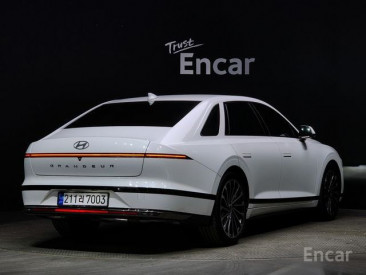 Hyundai Grandeur (GN7)