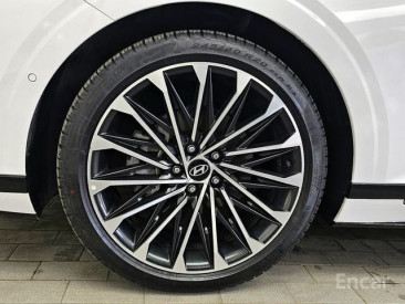 Hyundai Grandeur (GN7)