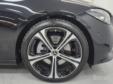 Mercedes - C-Class W206 C300 4MATIC Avangarde