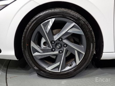 Hyundai Avante (CN7)