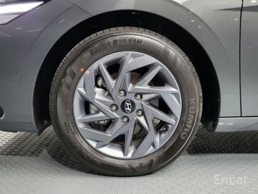 Hyundai Avante (CN7)