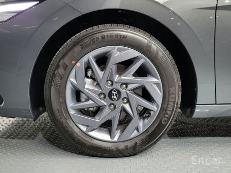 Hyundai Avante (CN7)