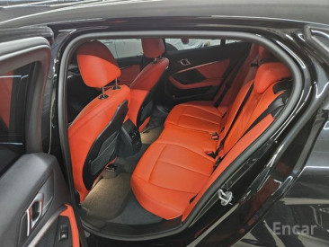 BMW - 1 series (F40) 120i M Sport