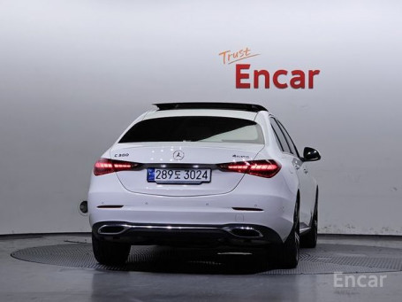 Mercedes - C-Class W206 C300 4MATIC Avantgarde