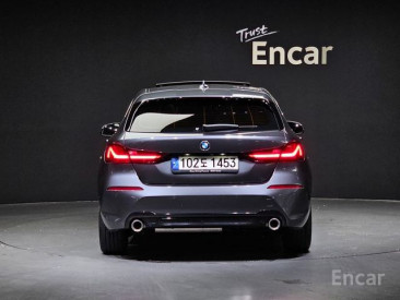 BMW - 1 series (f40) 118d Sport