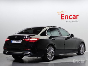 Mercedes - C-Class W206 C300 4MATIC AMG Line