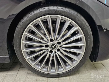 Mercedes - C-Class W206 C300 4MATIC AMG Line