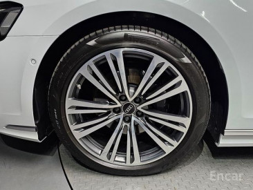 Audi - A8 (D5) 50 TDI Quattro Premium