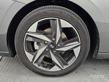 Hyundai Avante (CN7)