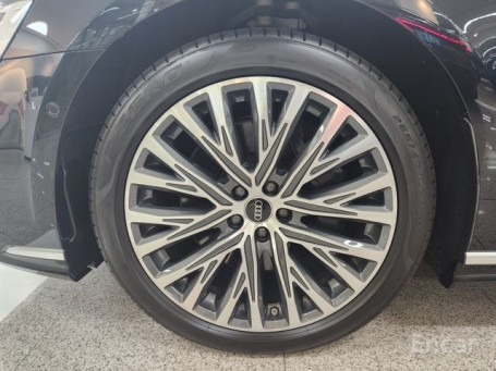 Audi - A8 (D5) 55 TFSI Quattro Premuim LWB