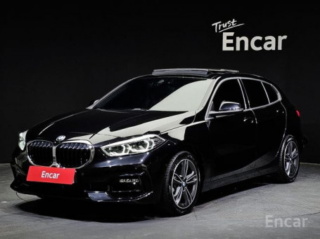 BMW - 1 series (F40) 120i Sport