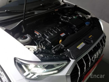 Audi - Q3 (F3) 35 TDI Premium