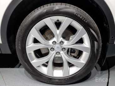 Land Rover - Discovery Sport P250SE