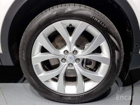 Land Rover - Discovery Sport P250SE