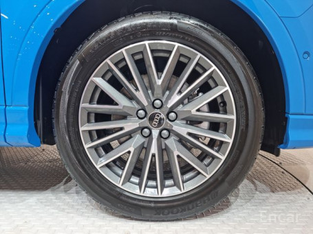 Audi - Q3 (F3) 40 TFSI Quattro Premium