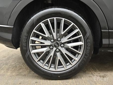 Audi - Q3 (F3) 40 TFSI Quattro Premium Sportpack