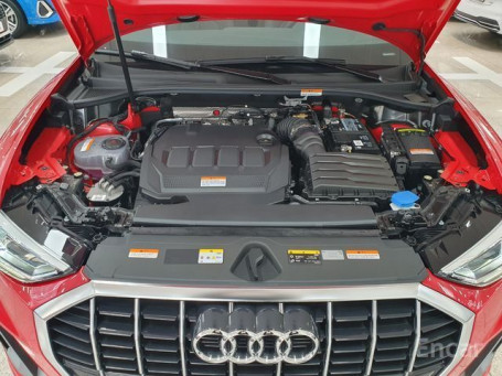 Audi - Q3 (F3) 35 TDI Premium