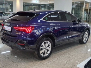 Audi - Q3 (F3) 35 TDI Sportpack