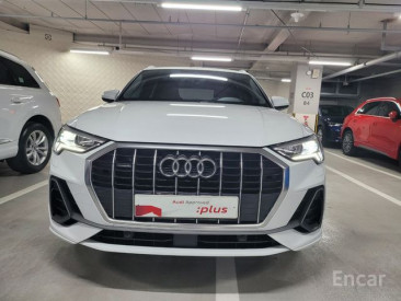 Audi - Q3 (F3) 35 TDI Quattro Premium