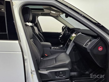 Land Rover - Disccovery 5 D250 S