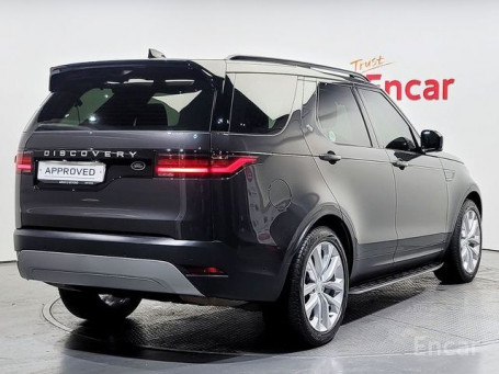 Land Rover - Disccovery 5 D250 SE