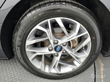 Hyundai Sonata (DN8)